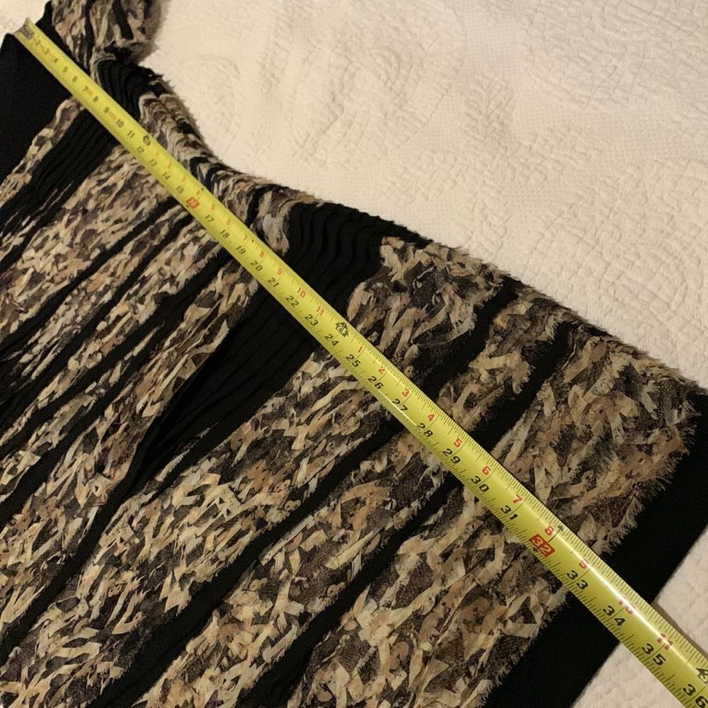 Diane Von Furstenberg rough edge tiered dress. Vintage Contemporary Classic - Picture 11 of 15